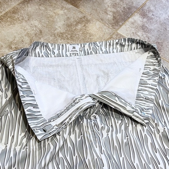 Daily Sports A Swedish Story Mid Rise Stretch Athletic Skort Gray White Size 12 - Picture 2 of 11